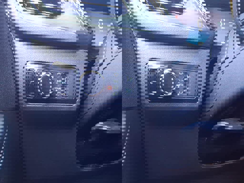 Used 2023 Ford Escape ST-Line image 20