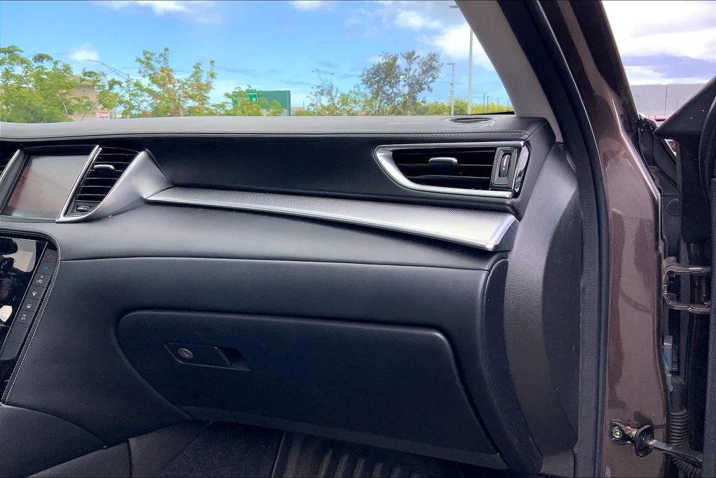 Used 2019 INFINITI QX50 Essential w/ Cargo Package FWD image 15