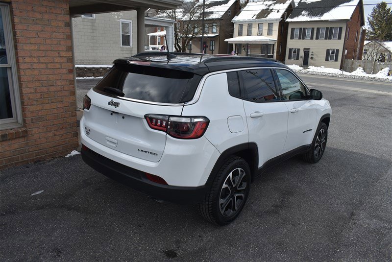 Used 2022 Jeep Compass Limited w/ Sun and Sound Group image 4