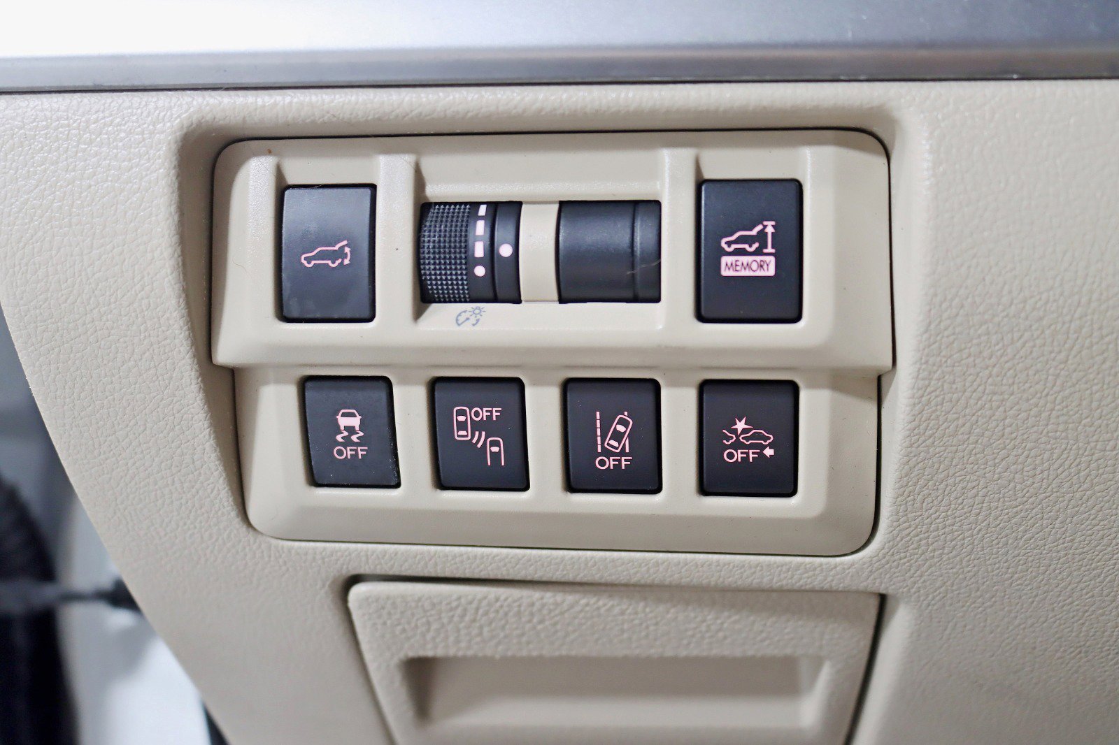 Used 2019 Subaru Outback 2.5i Premium image 15