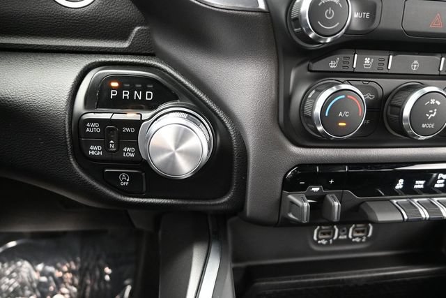 Used 2022 RAM 1500 Laramie w/ Sport Appearance Package AWD/4WD image 12