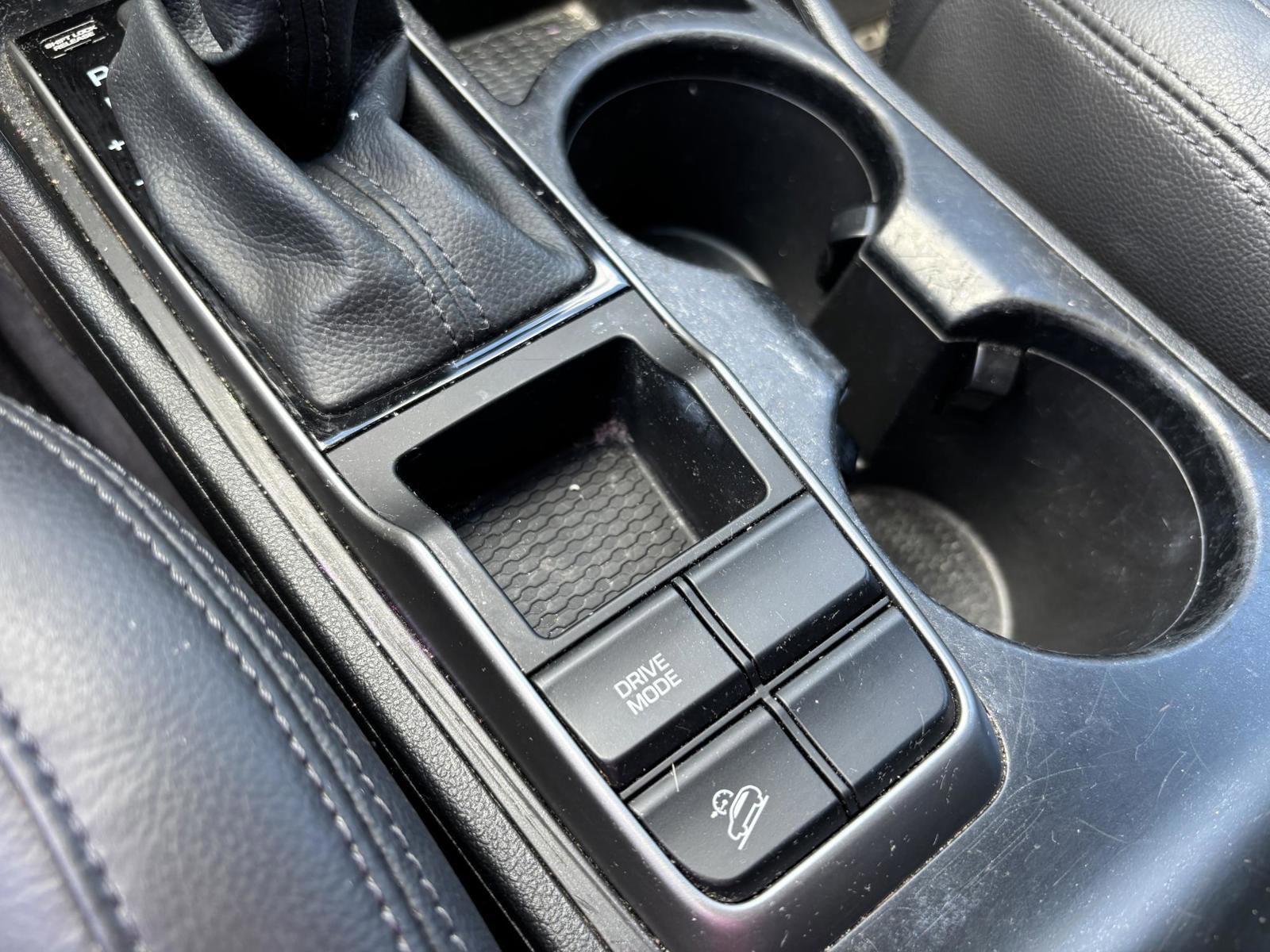 Used 2016 Hyundai Tucson Limited image 19