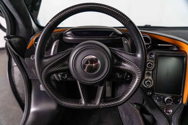 Used 2018 McLaren 720S Performance RWD image 17