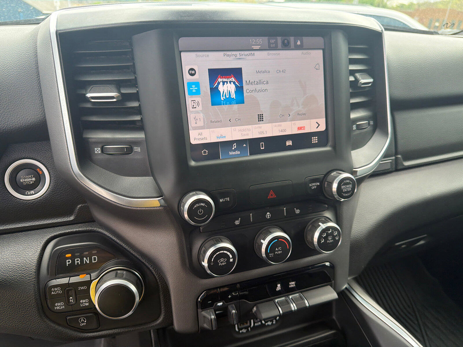 Used 2024 RAM 1500 Big Horn AWD/4WD image 14