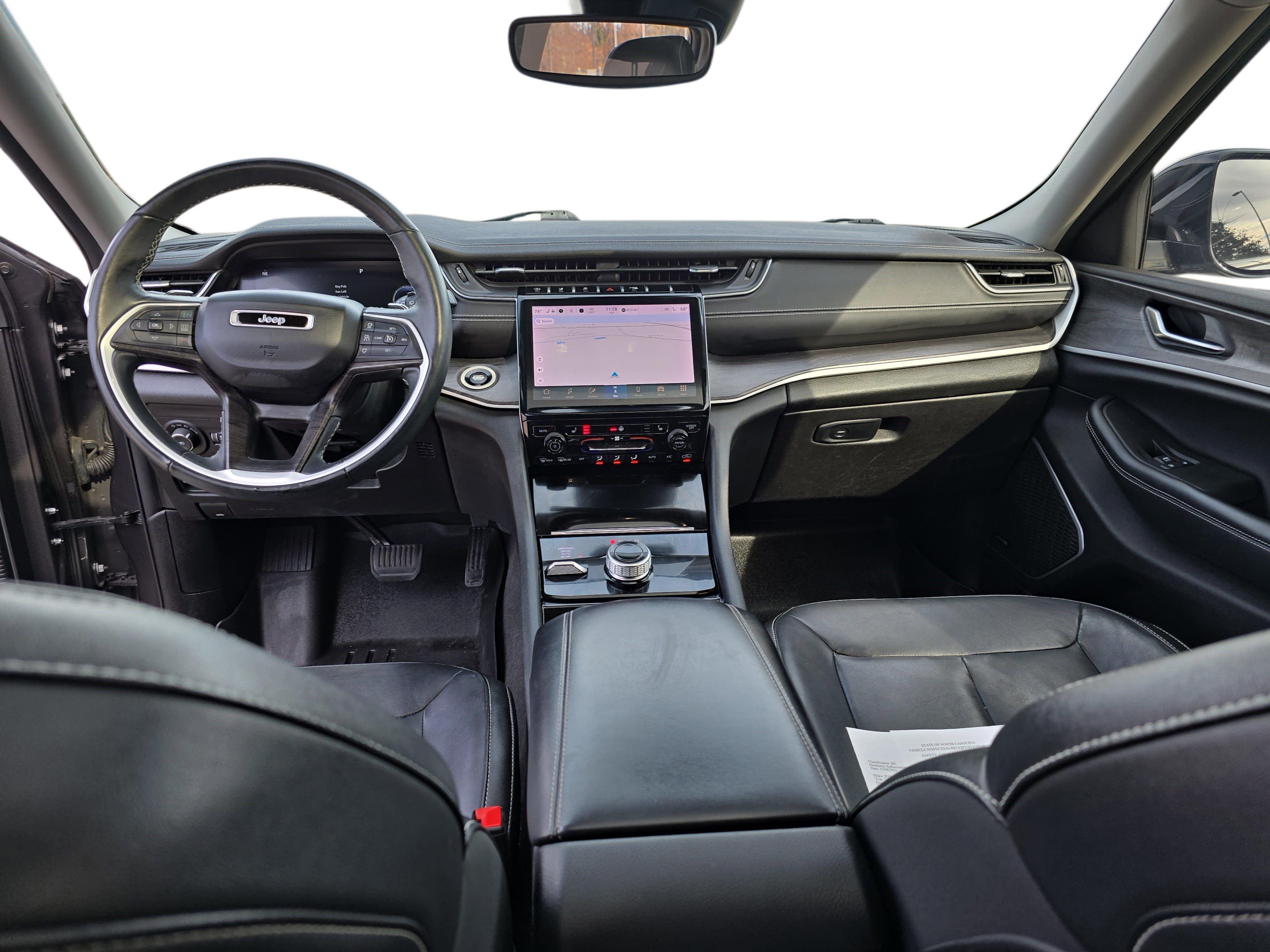 Used 2022 Jeep Grand Cherokee L Limited image 9