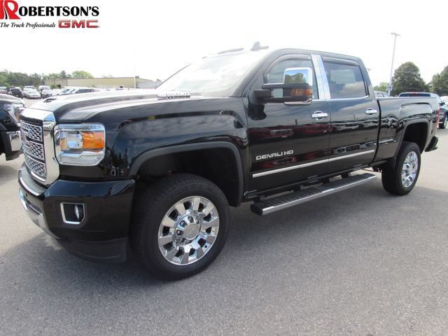 Certified 2018 GMC Sierra 2500 Denali w/ Duramax Plus Package AWD/4WD image 1