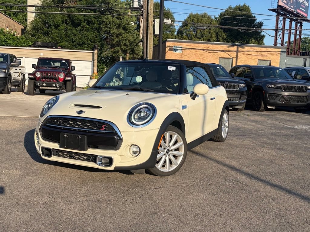 Used 2019 MINI Cooper S FWD image 3