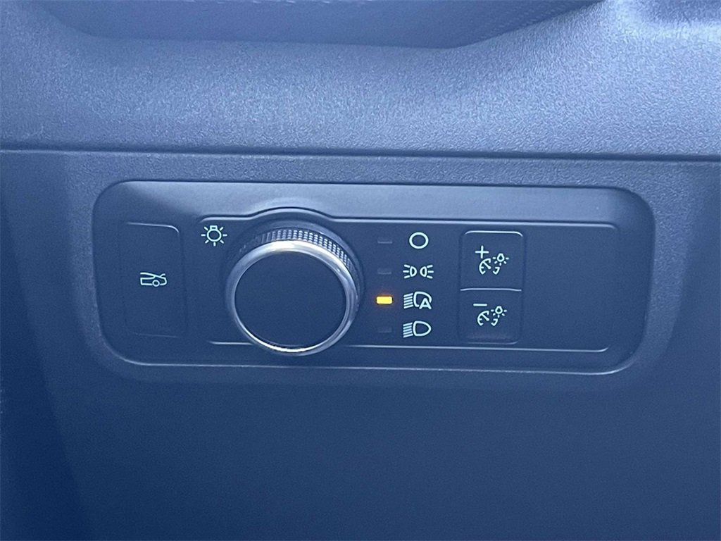 Used 2024 Ford Mustang Coupe image 25