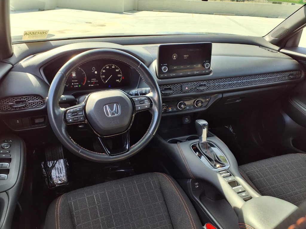Used 2024 Honda HR-V Sport image 8