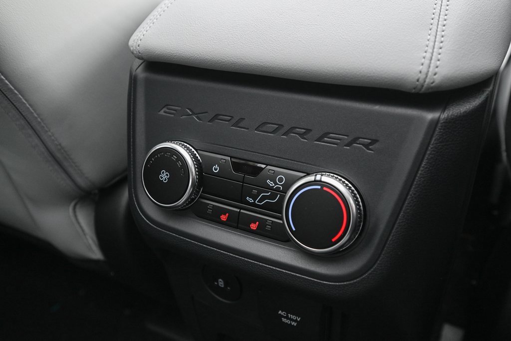 New 2026 Ford Explorer Platinum w/ LUX Leather Package image 27