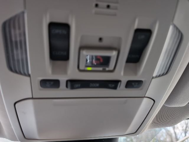 Used 2023 Toyota Highlander Limited AWD/4WD image 20