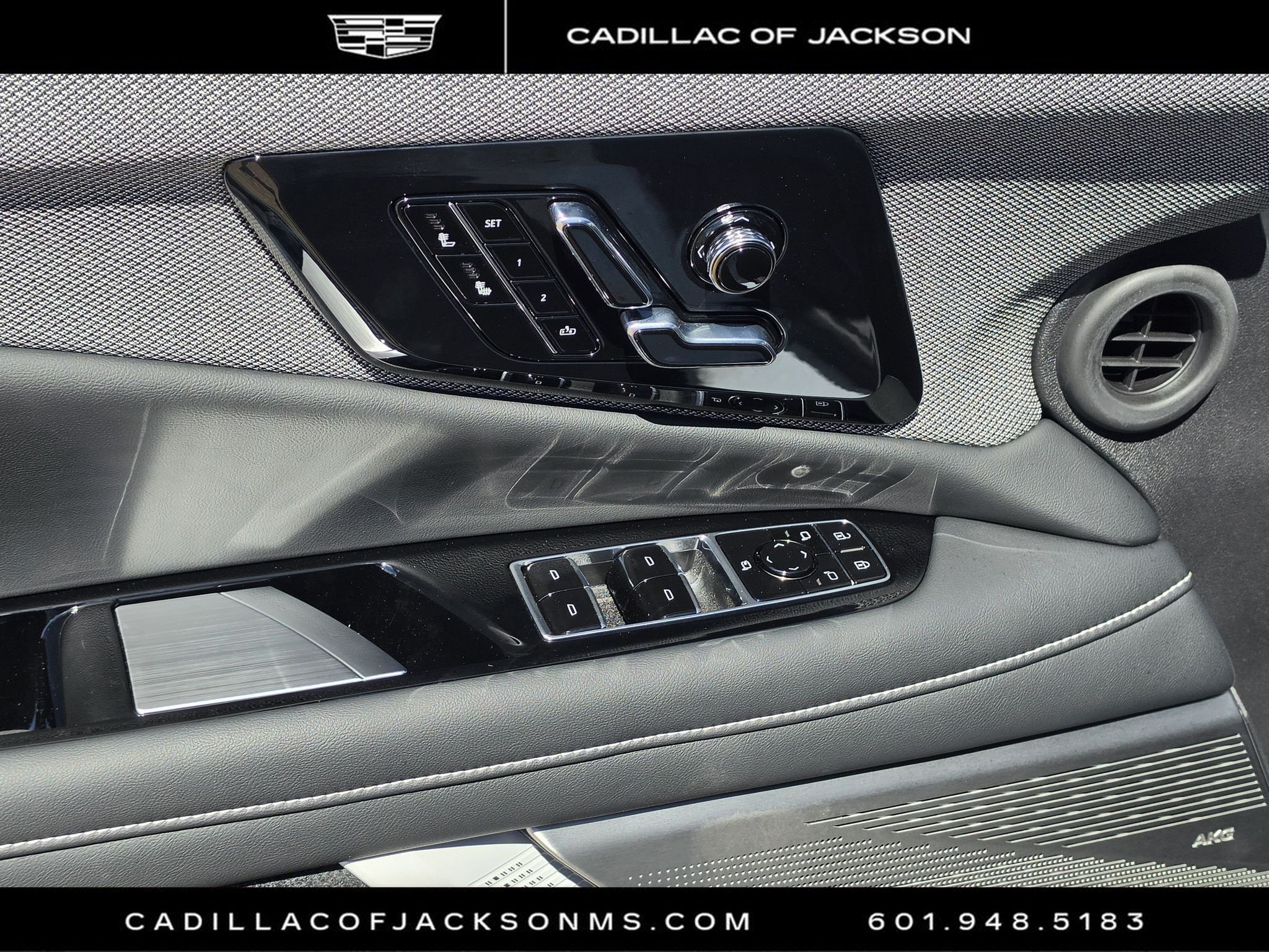 New 2027 Cadillac Optiq Sport w/ LPO, Floor Liner Package AWD/4WD image 16