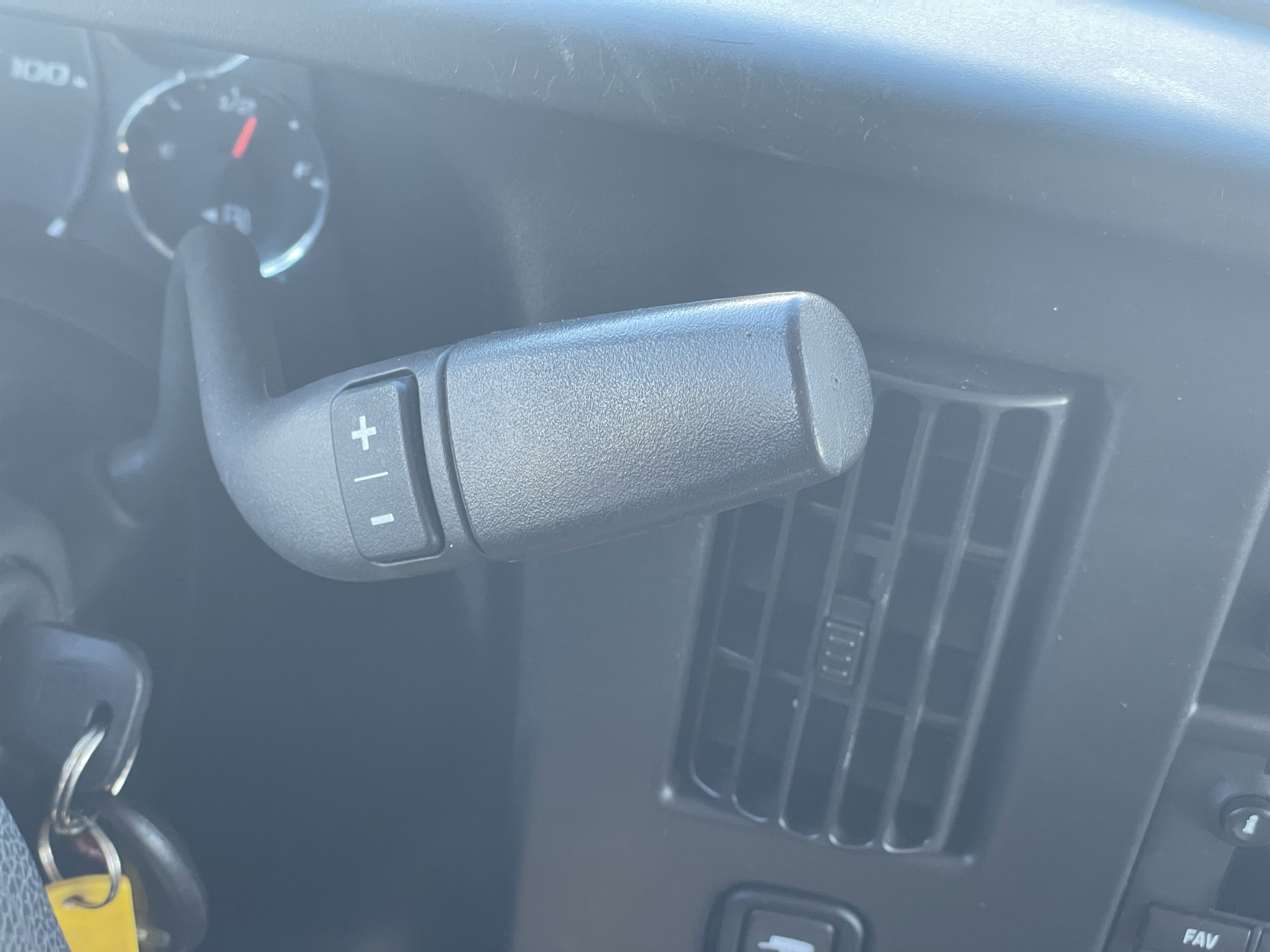 Used 2018 Chevrolet Express 2500 LT w/ LT Preferred Equipment Group image 21