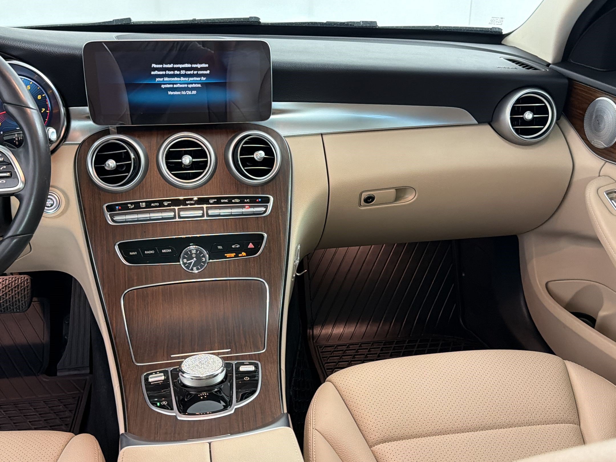 Certified 2021 Mercedes-Benz C 300 4MATIC Sedan image 18