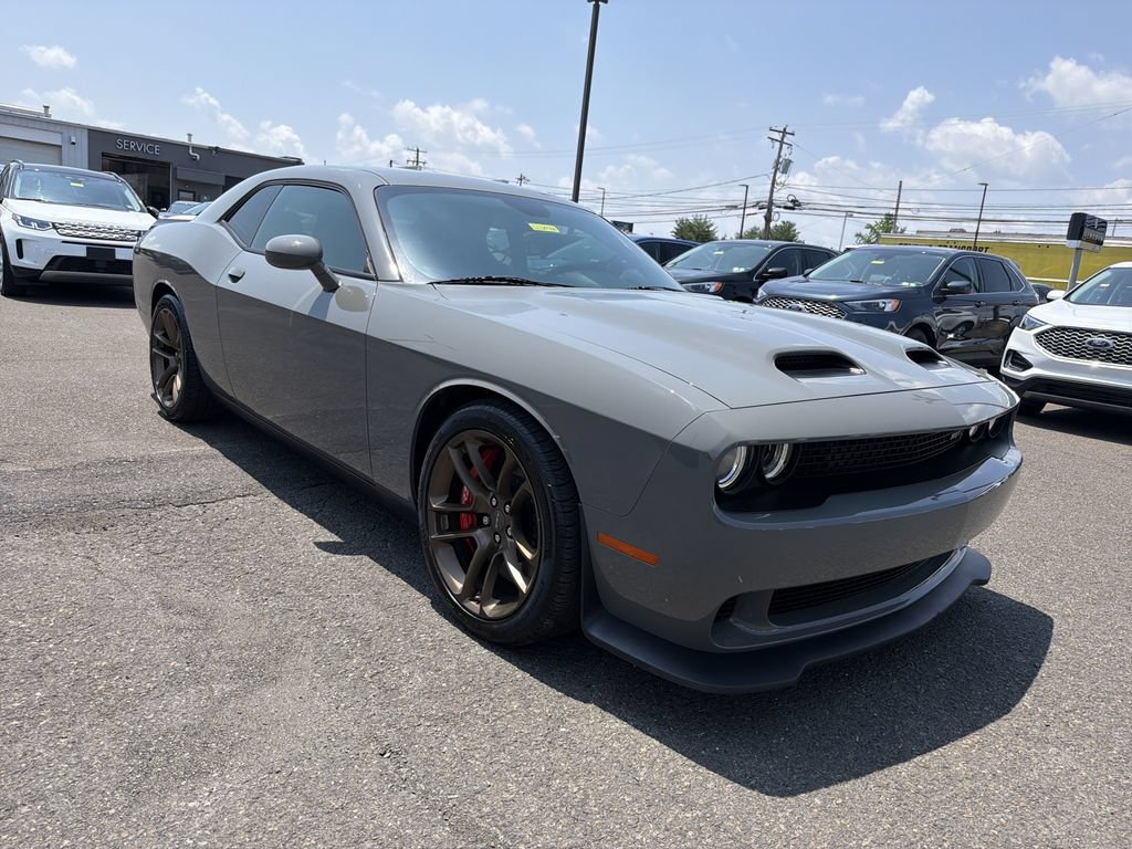 Used 2023 Dodge Challenger SRT Hellcat w/ Driver Convenience Group RWD image 7