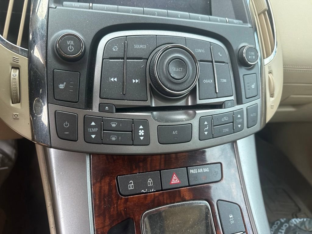 Used 2013 Buick LaCrosse Leather FWD image 6