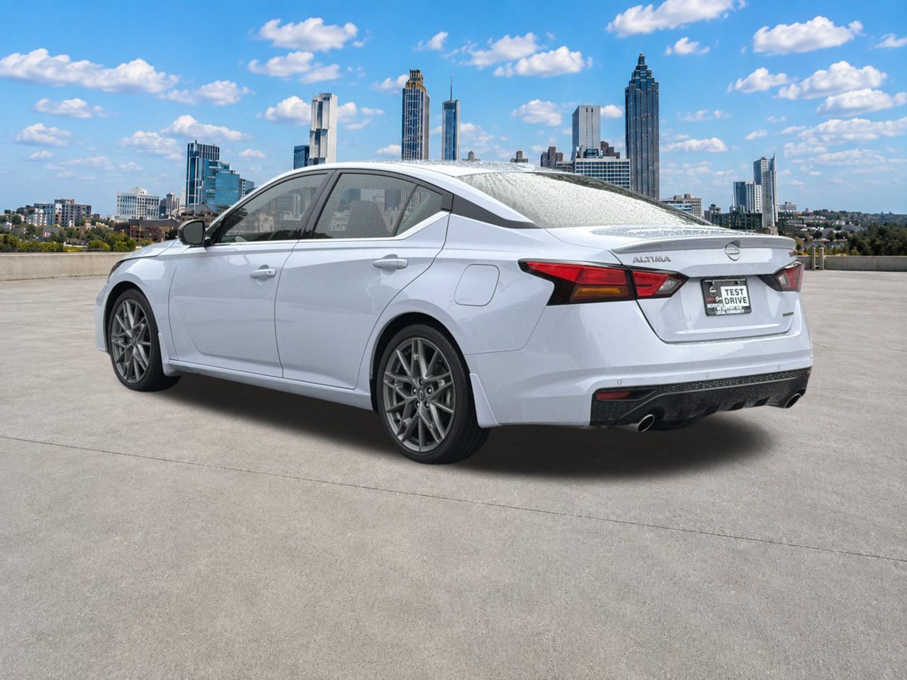 Certified 2024 Nissan Altima 2.0 SR FWD image 22