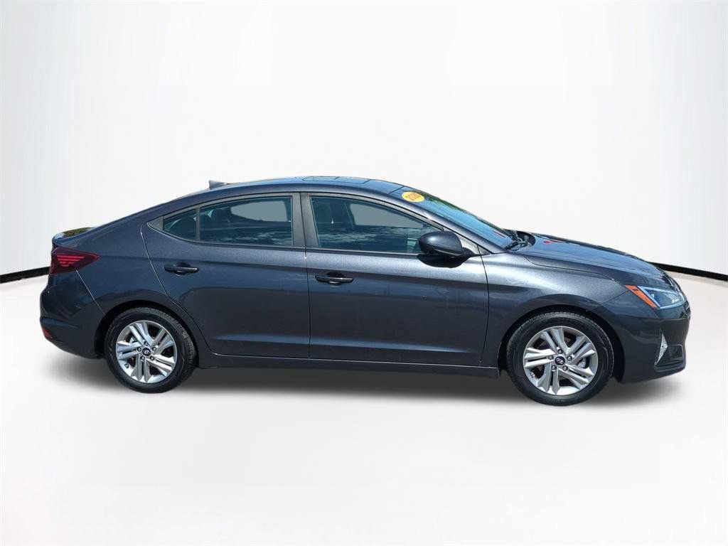 Used 2020 Hyundai Elantra Value Edition FWD image 4