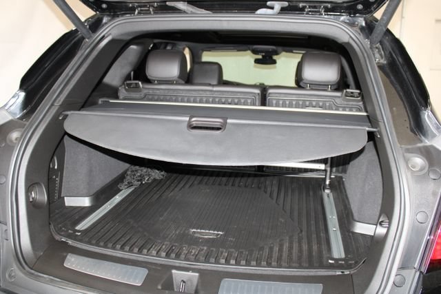 Certified 2023 Cadillac XT5 Premium Luxury w/ LPO, Floor Liner Package AWD/4WD image 33
