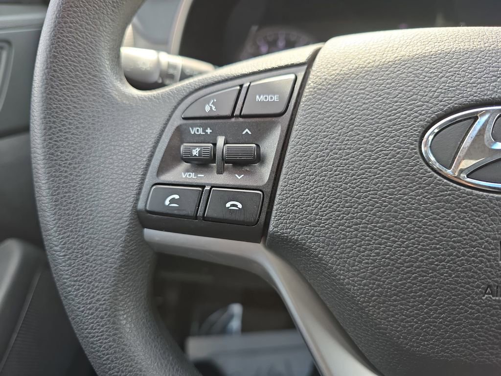 Used 2020 Hyundai Tucson Value w/ Winter Weather Package image 20