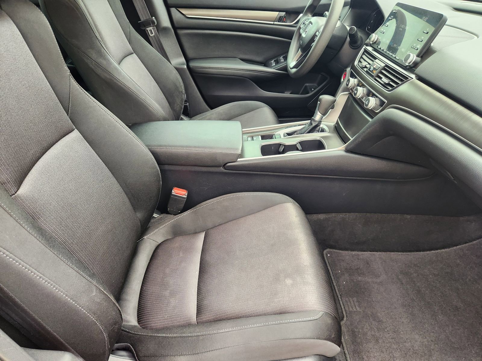 Used 2019 Honda Accord LX image 14