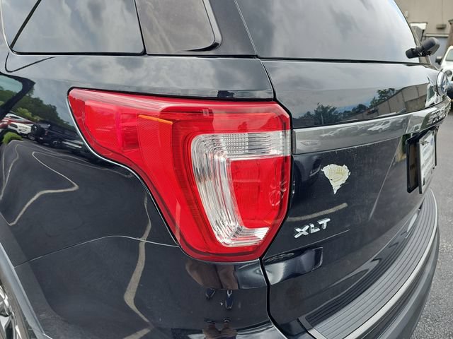 Certified 2019 Ford Explorer XLT w/ Equipment Group 202A FWD image 39