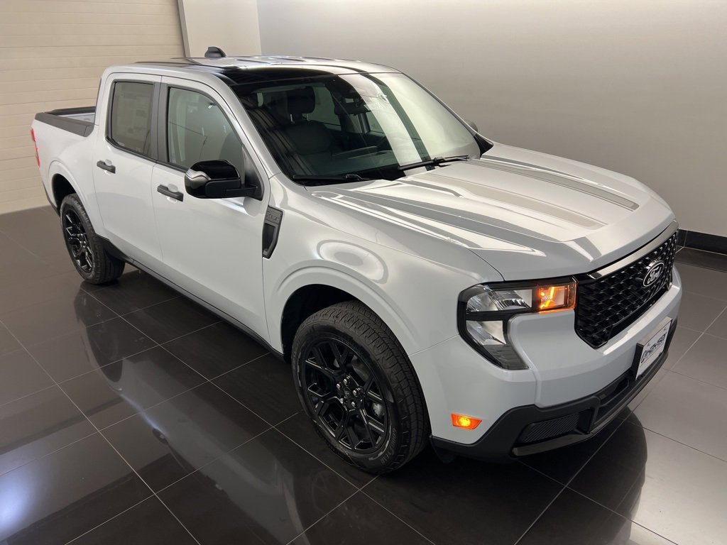 New 2025 Ford Maverick XLT w/ XLT Luxury Package