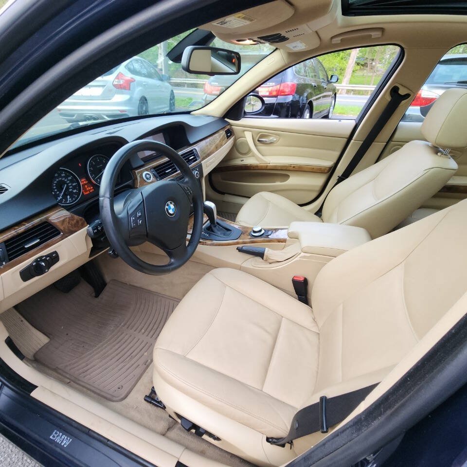Used 2008 BMW 328xi Wagon AWD/4WD image 9