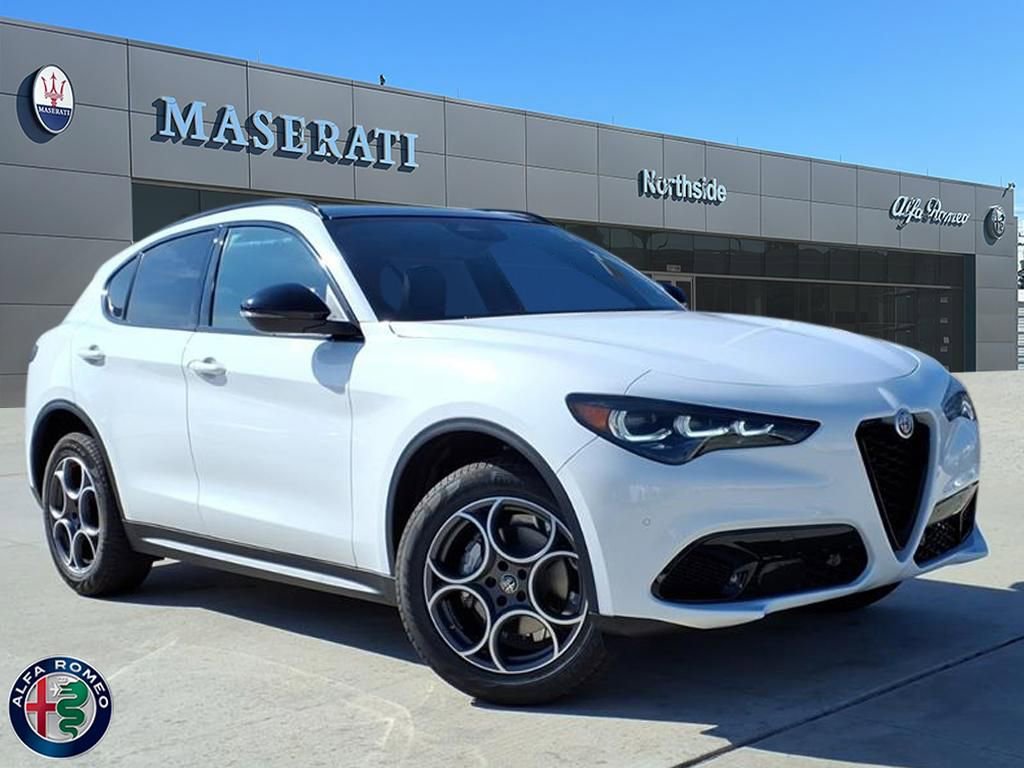 New 2026 Alfa Romeo Stelvio Sprint w/ Convenience Package