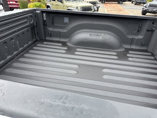 Used 2024 RAM 2500 Big Horn w/ Bed Utility Group image 10