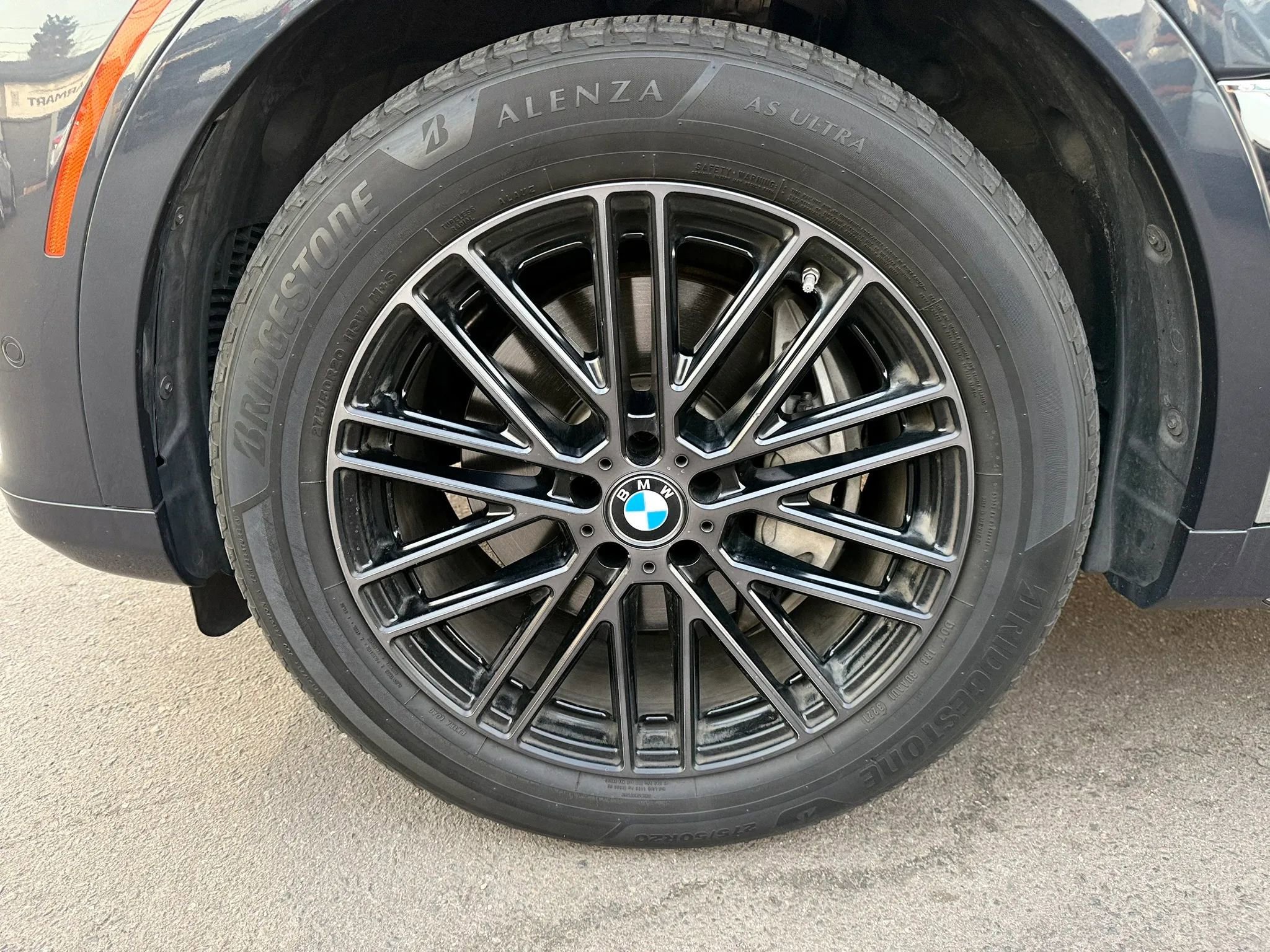 Used 2019 BMW X7 xDrive40i w/ Premium Package image 52