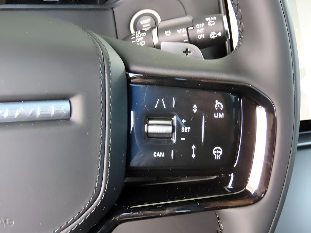 Used 2026 Land Rover Range Rover Velar S AWD/4WD image 32