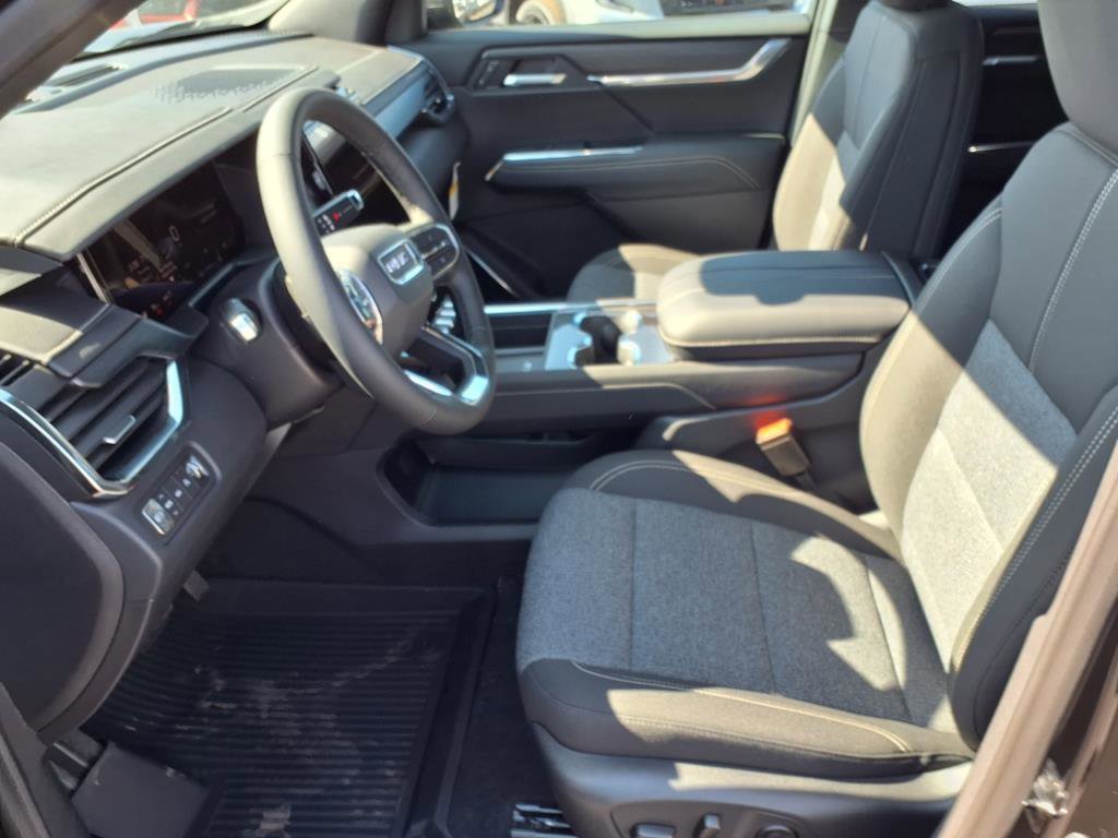 New 2025 GMC Acadia Elevation w/ LPO, Floor Liner Package image 5