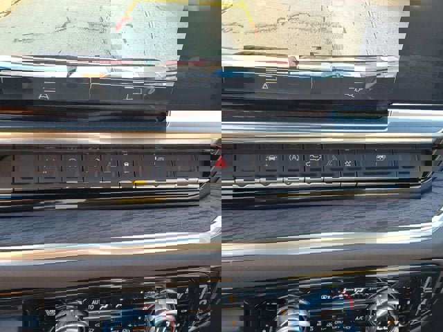 New 2026 GMC Sierra 1500 SLT w/ SLT Premium Package AWD/4WD image 25