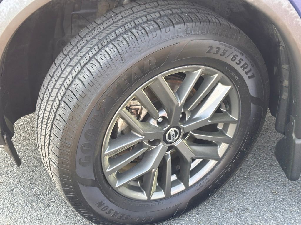 Used 2021 Nissan Rogue S image 36