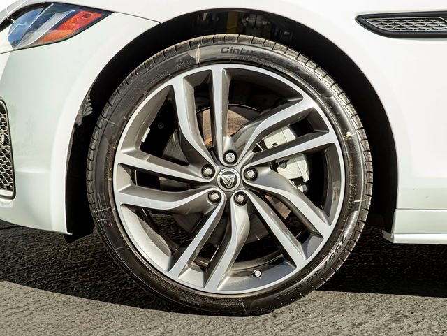 New 2024 Jaguar XF R-Dynamic SE image 12