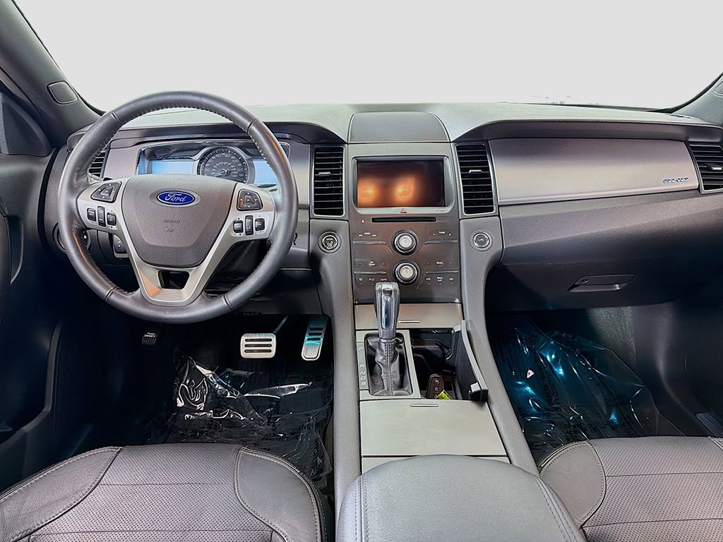 Used 2016 Ford Taurus SHO image 22