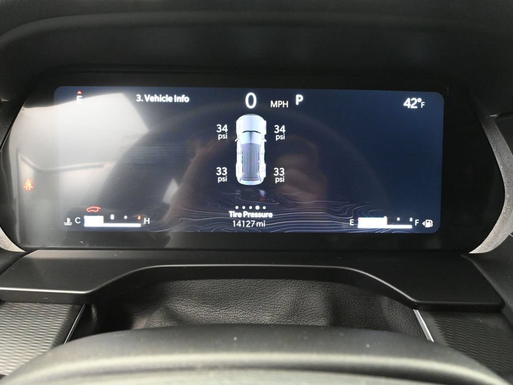 Used 2024 Jeep Grand Cherokee Altitude AWD/4WD image 27