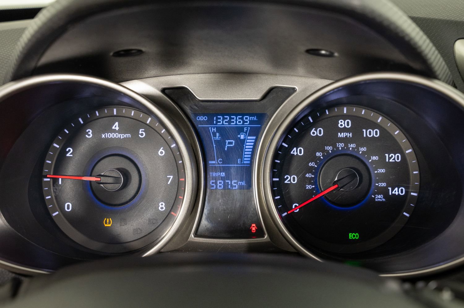 Used 2012 Hyundai Veloster w/ Style Pkg image 29