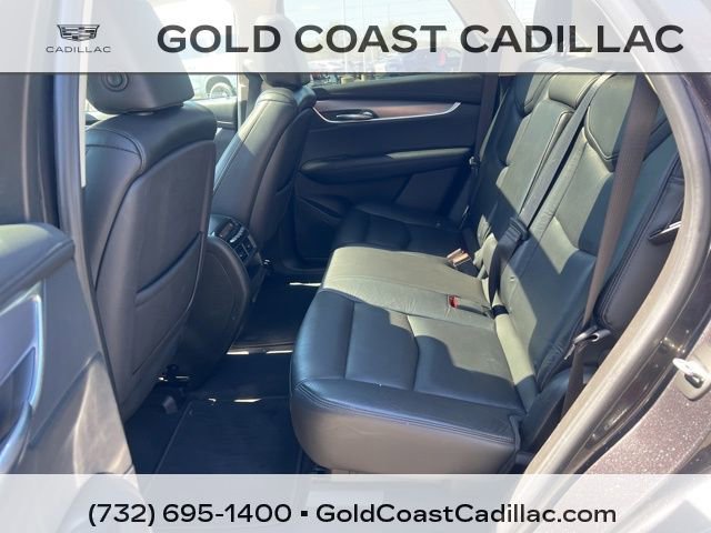 Used 2017 Cadillac XT5 Luxury w/ Driver Awareness Package image 15