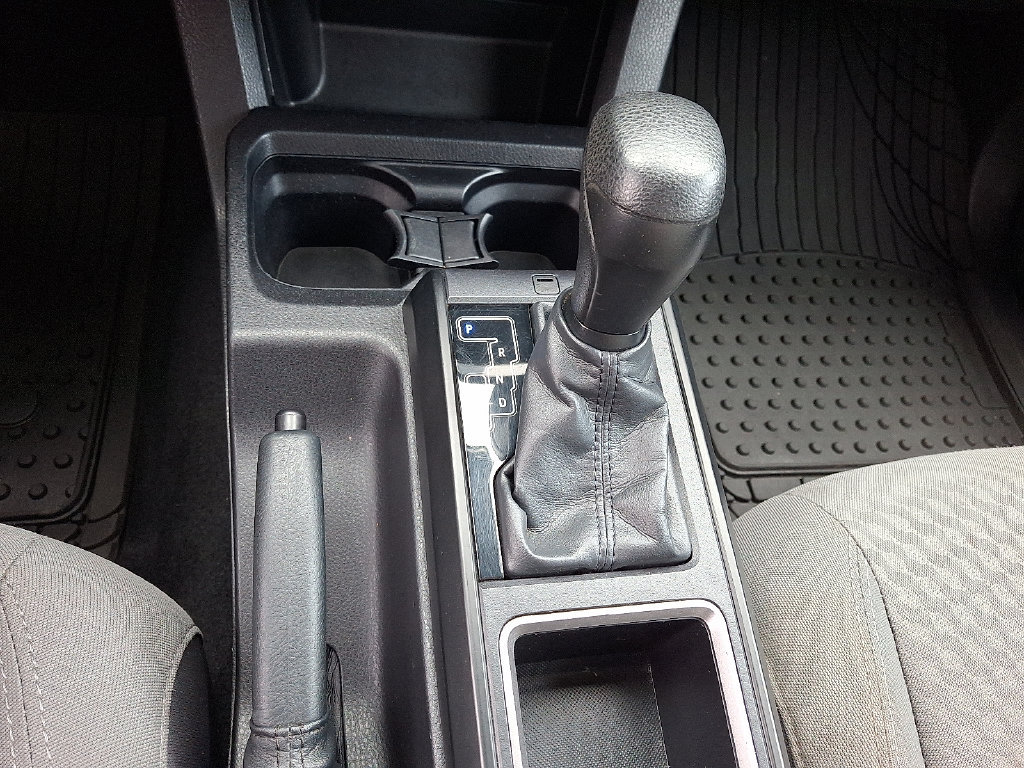 Used 2022 Toyota Tacoma SR RWD image 15
