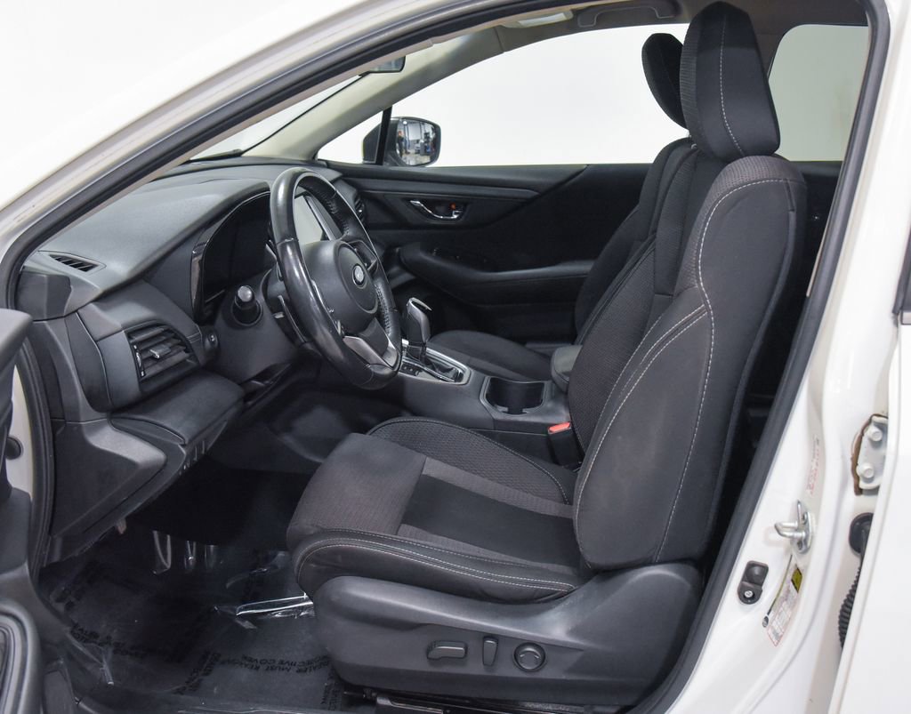 Used 2021 Subaru Outback Premium image 3