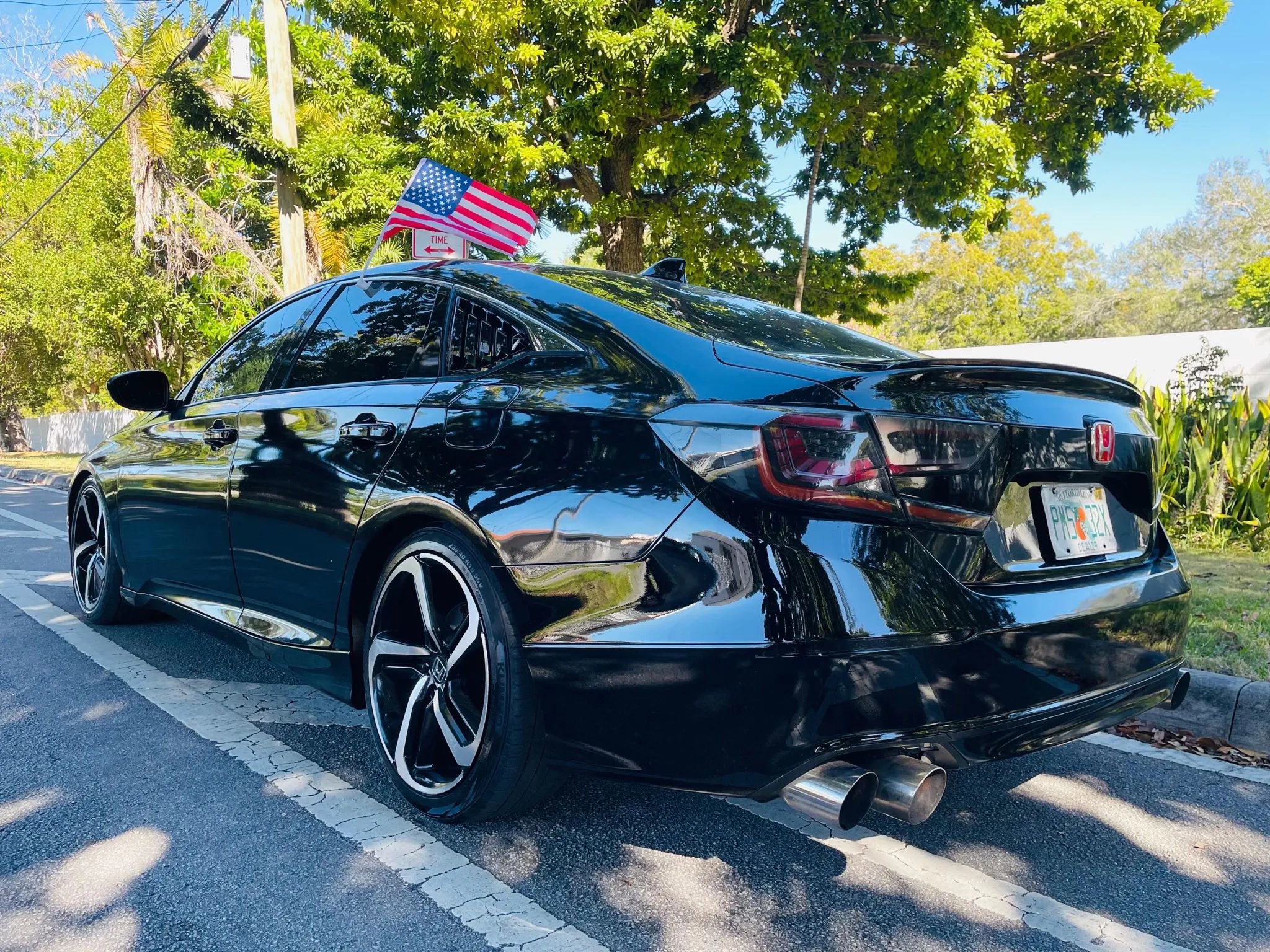 Used 2019 Honda Accord Sport image 3