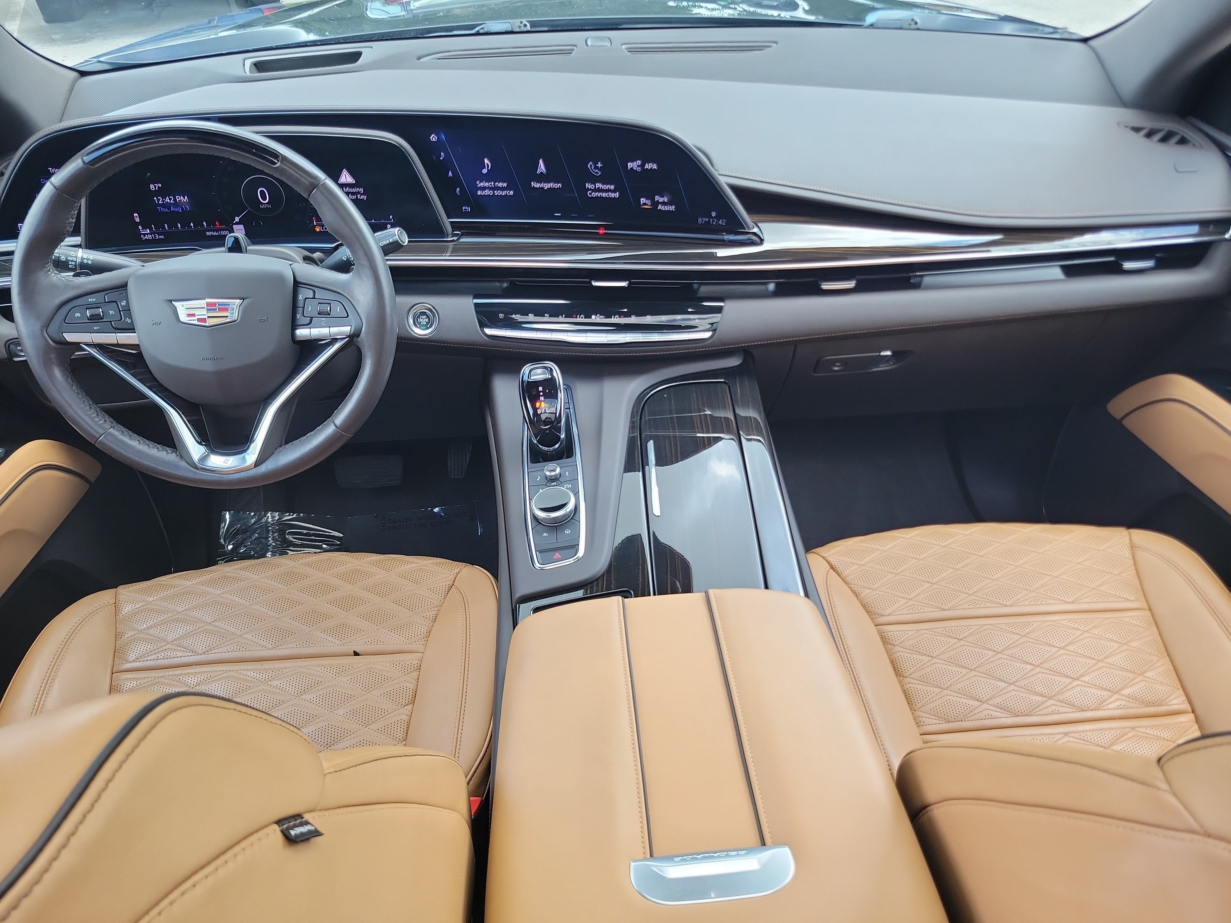 Used 2023 Cadillac Escalade Premium Luxury w/ LPO, Radiant Package AWD/4WD image 20