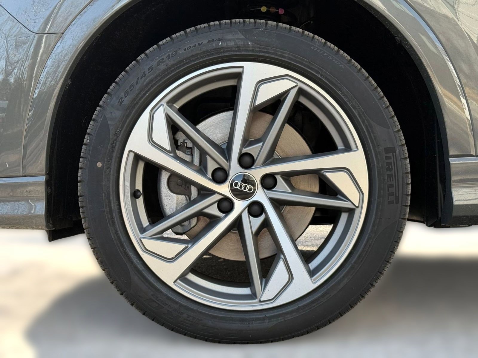 New 2025 Audi Q3 2.0T Premium image 12