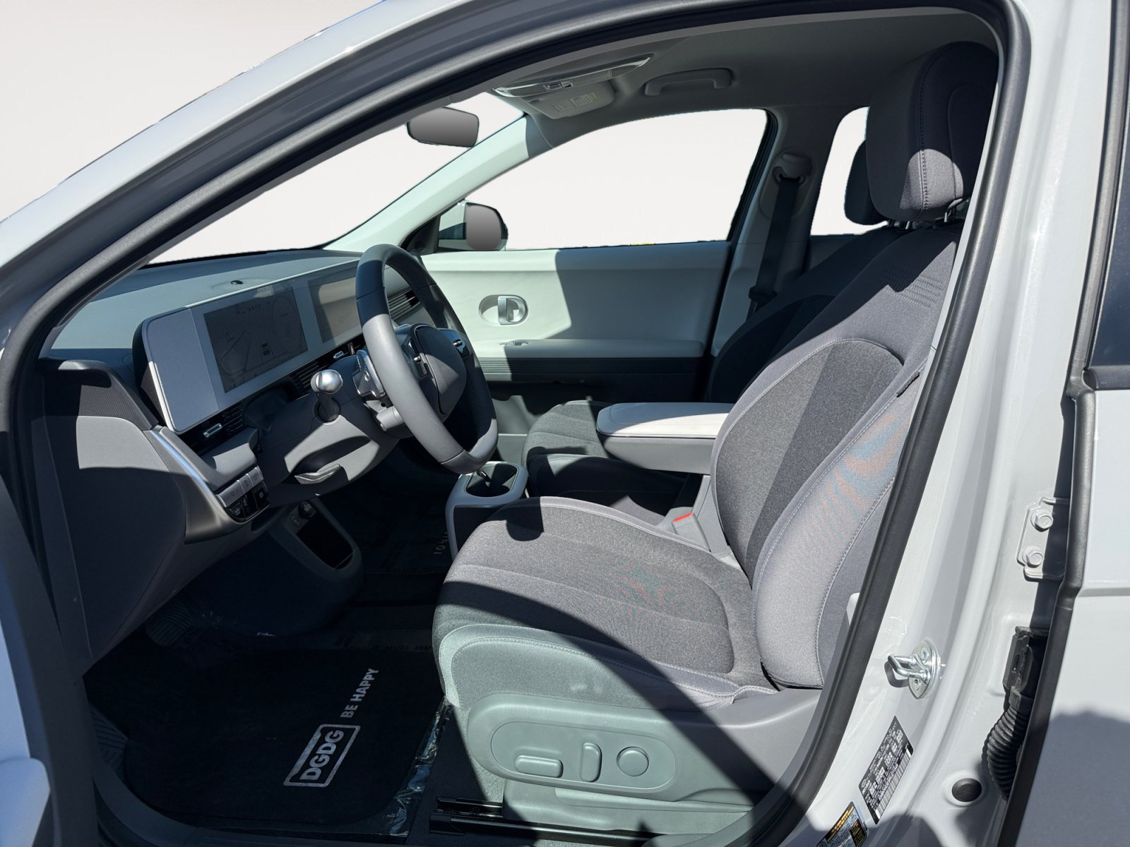 Certified 2024 Hyundai Ioniq 5 SEL RWD image 10