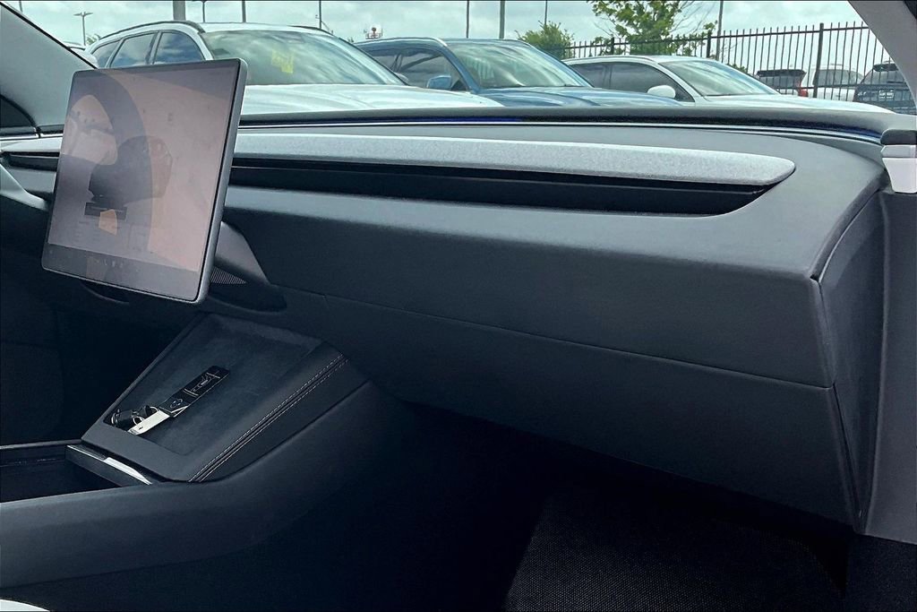 Used 2025 Tesla Model 3 Long Range image 19