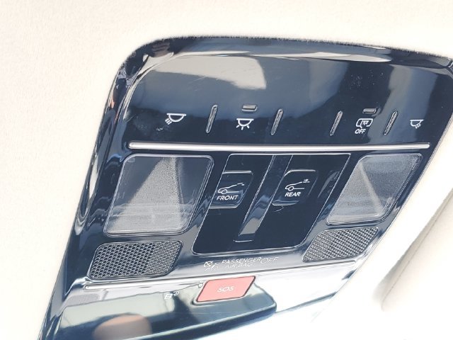 Certified 2025 Hyundai Santa Fe Calligraphy FWD image 31