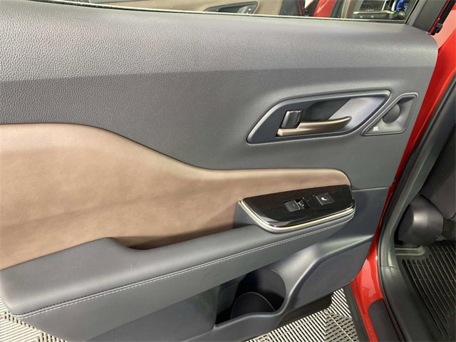 Used 2024 Toyota Crown Limited w/ Advanced Technology Package image 27