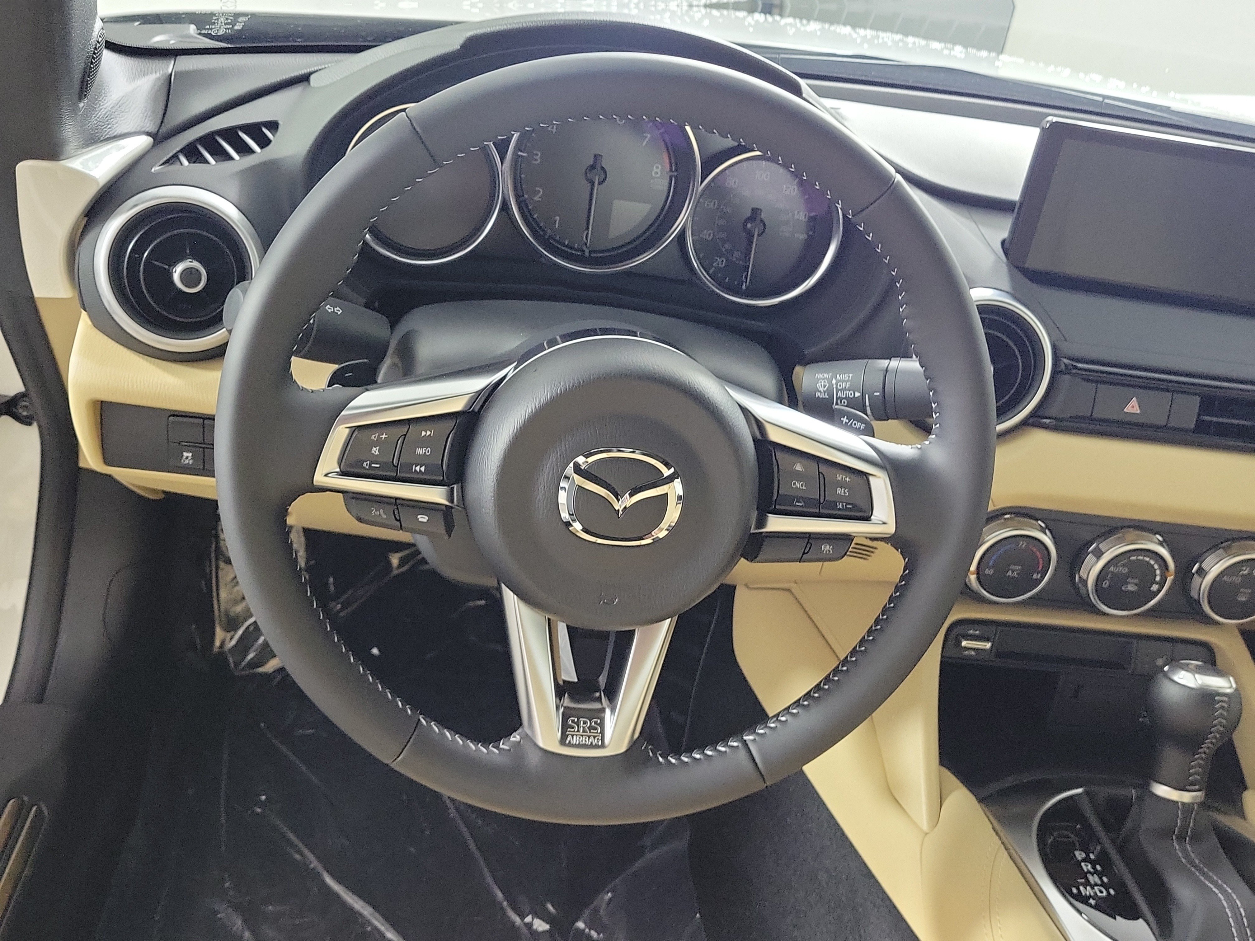 New 2026 MAZDA MX-5 Miata RF Grand Touring RWD image 14